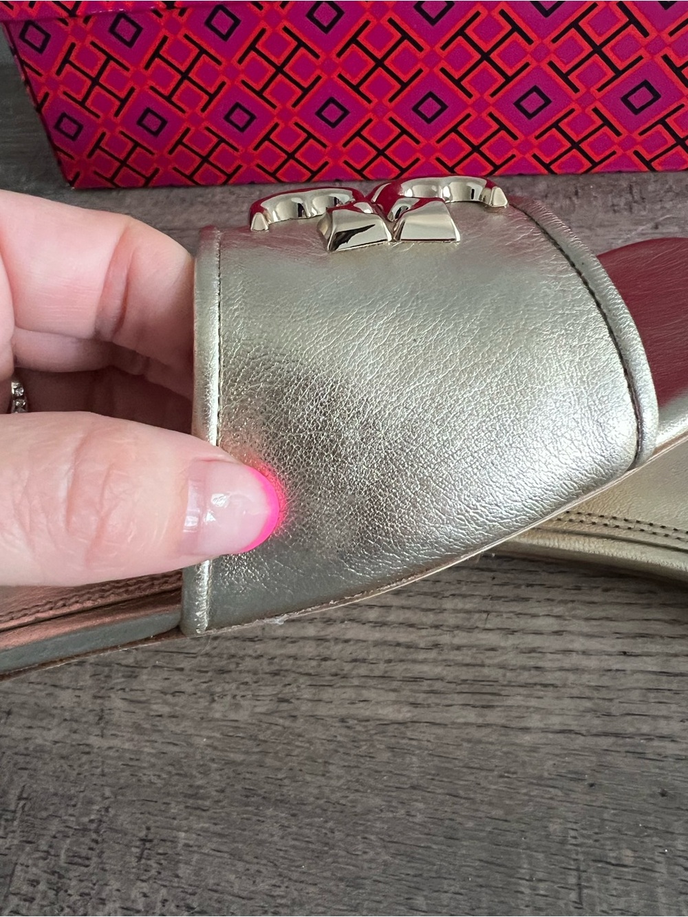 Tory Burch Eleanor Gold Metallic Logo Leather Slide Sandals NEW Size 8.5 - Picture 5 of 10